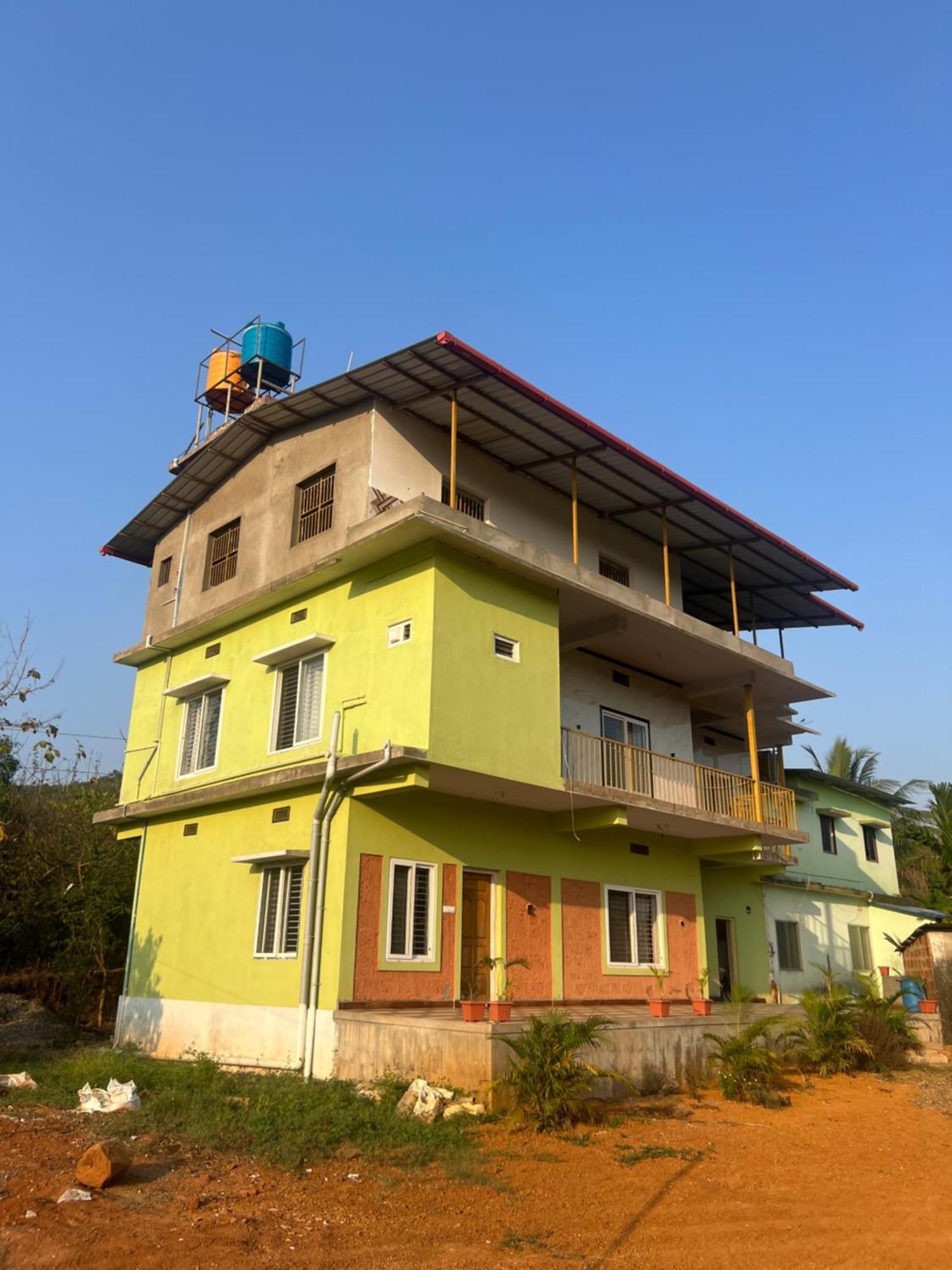 Nagumukh * Madangeri